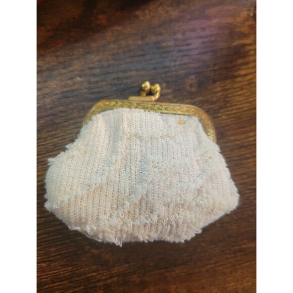 Vintage change purse with kiss lock clasp - Picture 4 of 4